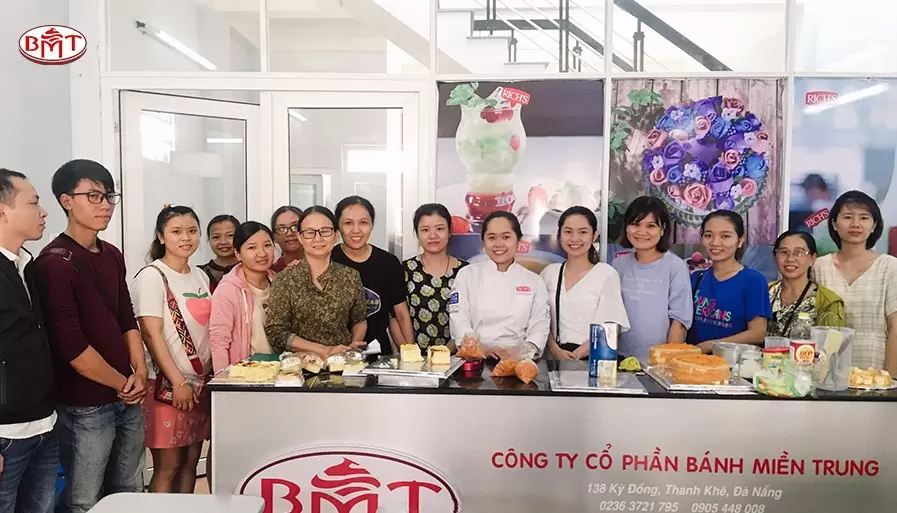 dụng cụ làm bánh đà nẵng