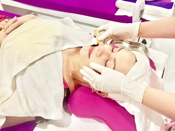 Top 7+ spa trị mụn Đà Nẵng - Điều trị tận gốc uy tín nhất 15 Mai Trâm Spa Đà Nẵng