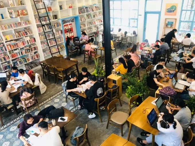 cafe sách yên tĩnh đà nẵng