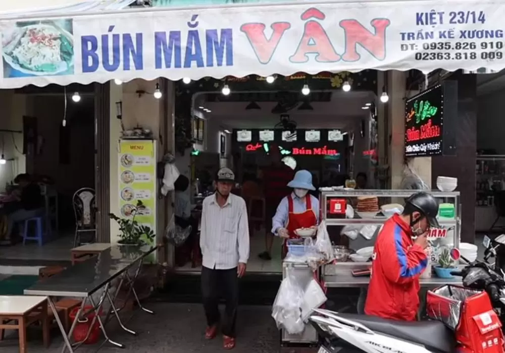 Gợi ý 9 quán bún mắm nêm Đà Nẵng 'đỉnh của chóp' 13 bún mắm nêm Đà Nẵng - quán bún mắm nêm Đà Nẵng - quán Vân