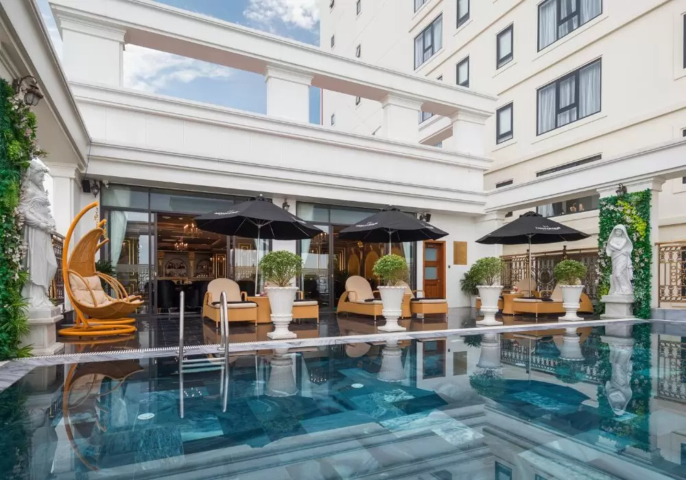 khách sạn giá rẻ Đà Nẵng - Monarque