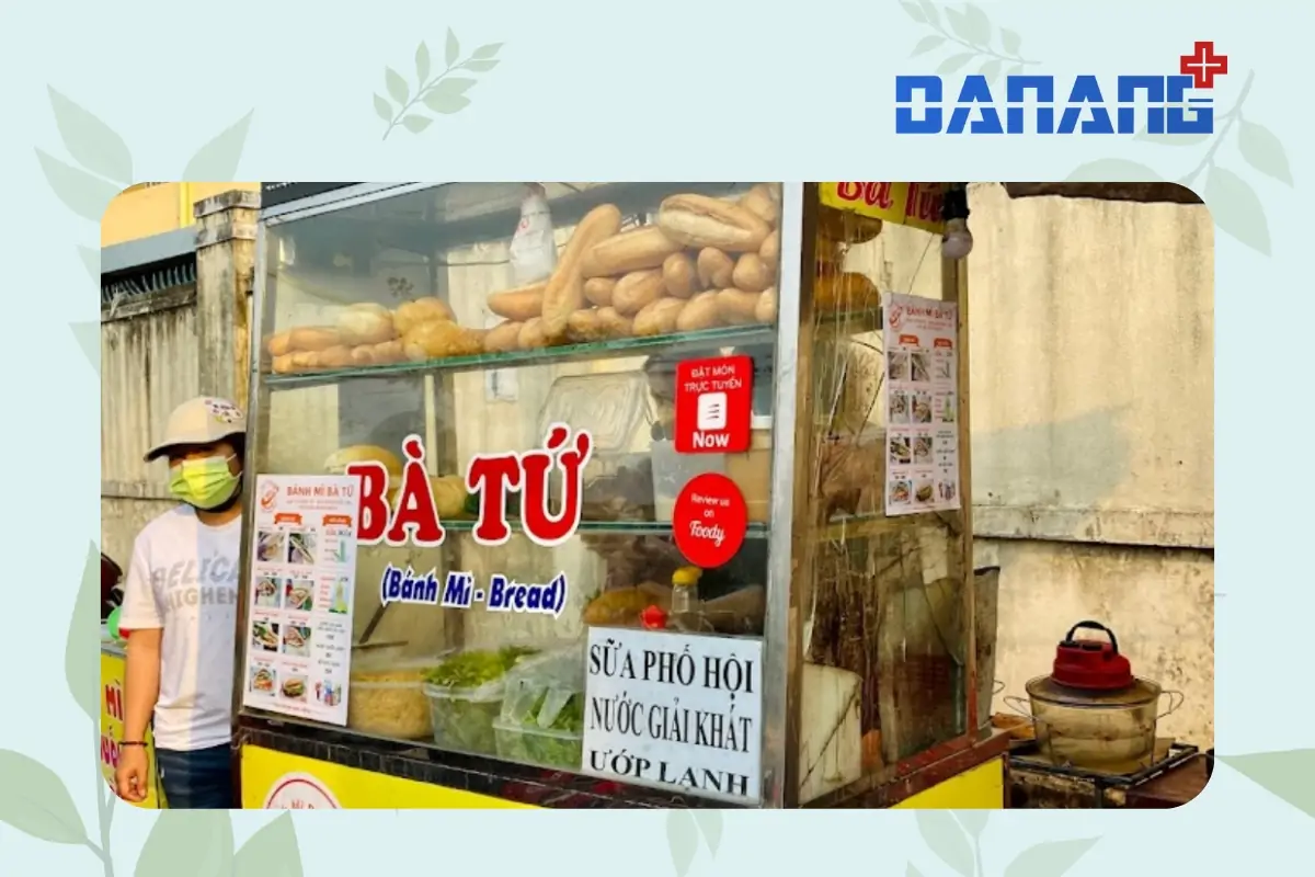 Bánh mì que Bà Tứ Đà Nẵng
