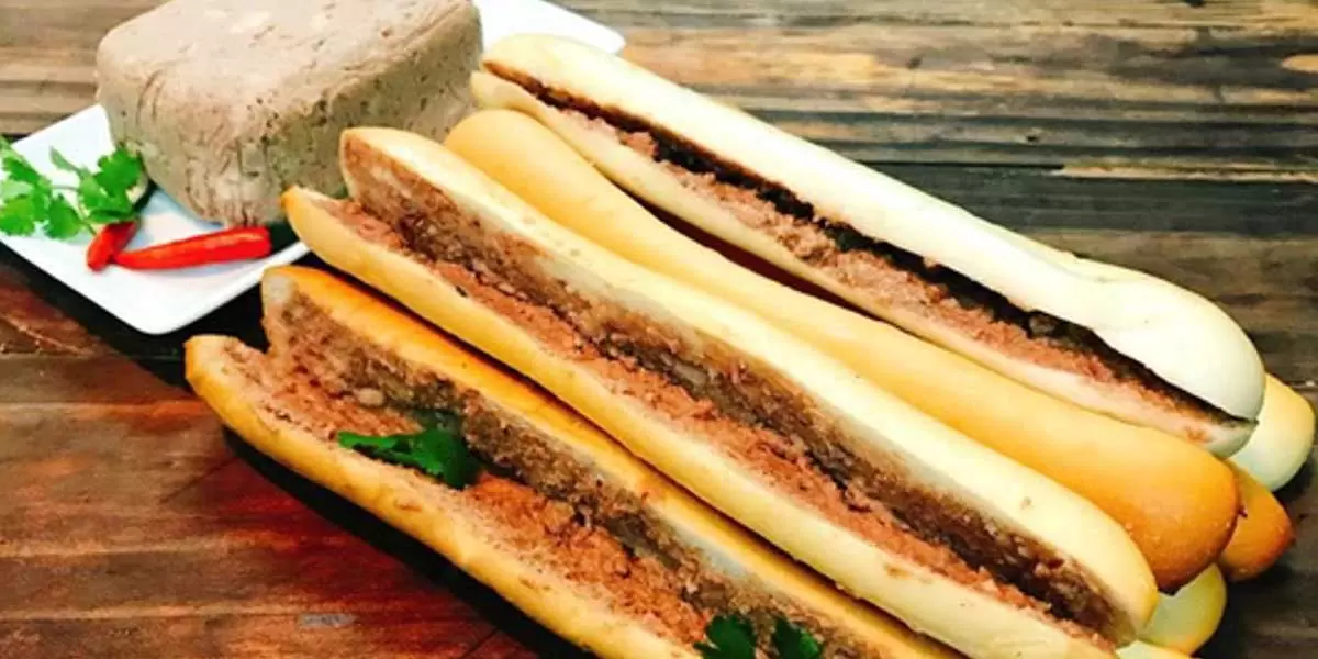 Bánh mì que Đà Nẵng Tứ Hải