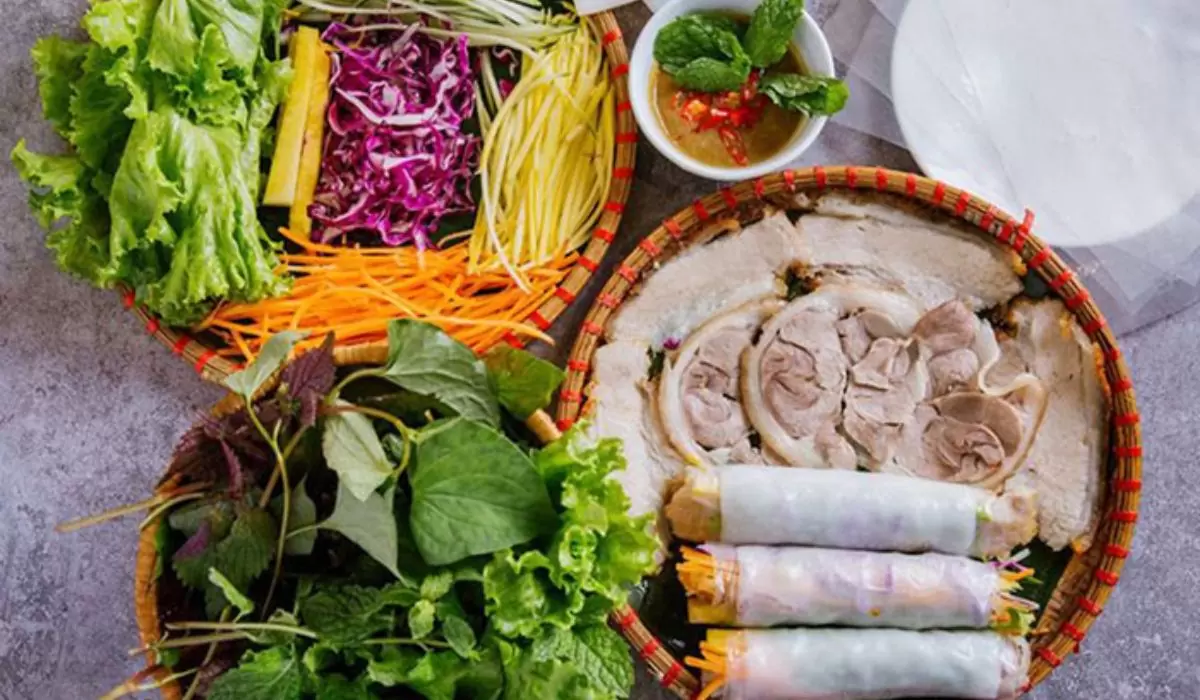 Quán bánh tráng cuốn thịt heo Đà Nẵng