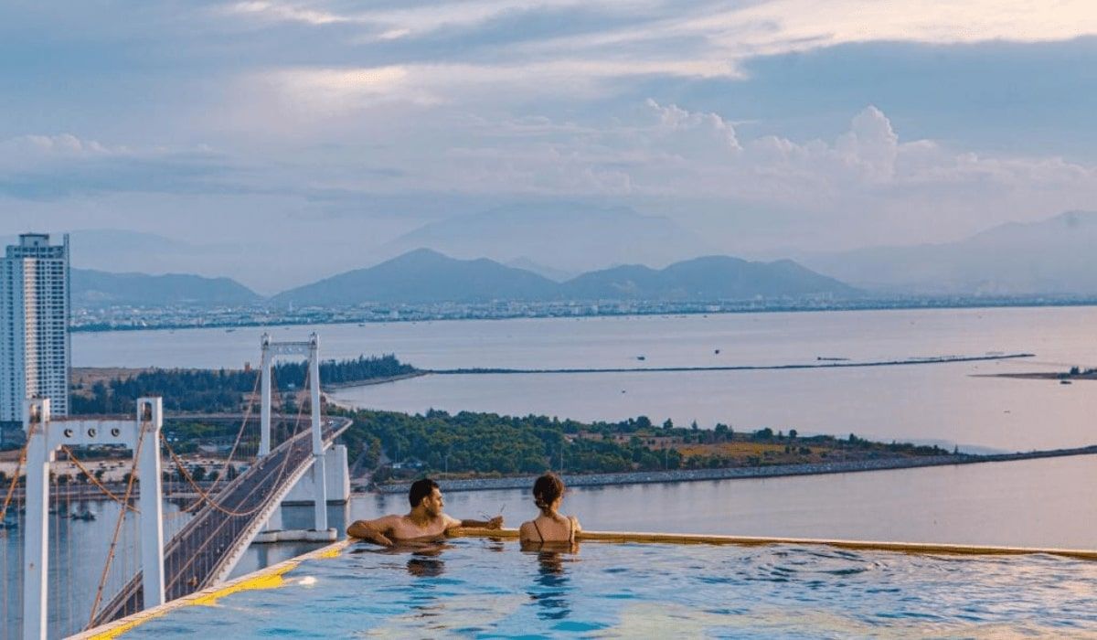 Khách sạn 5 sao Danang Golden Bay tại Đà Nẵng