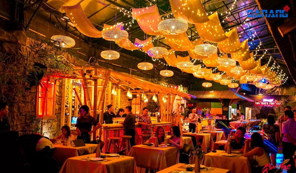 Top 10 quán bar Đà Nẵng đáng trải nghiệm 9 Apocalypse - Bar