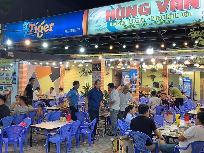 Quán nhậu Hùng Vân