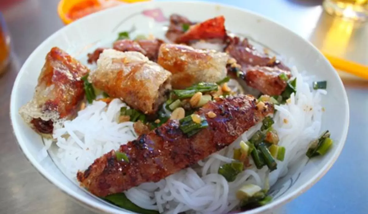 Bún thịt nướng ngon Đà Nẵng