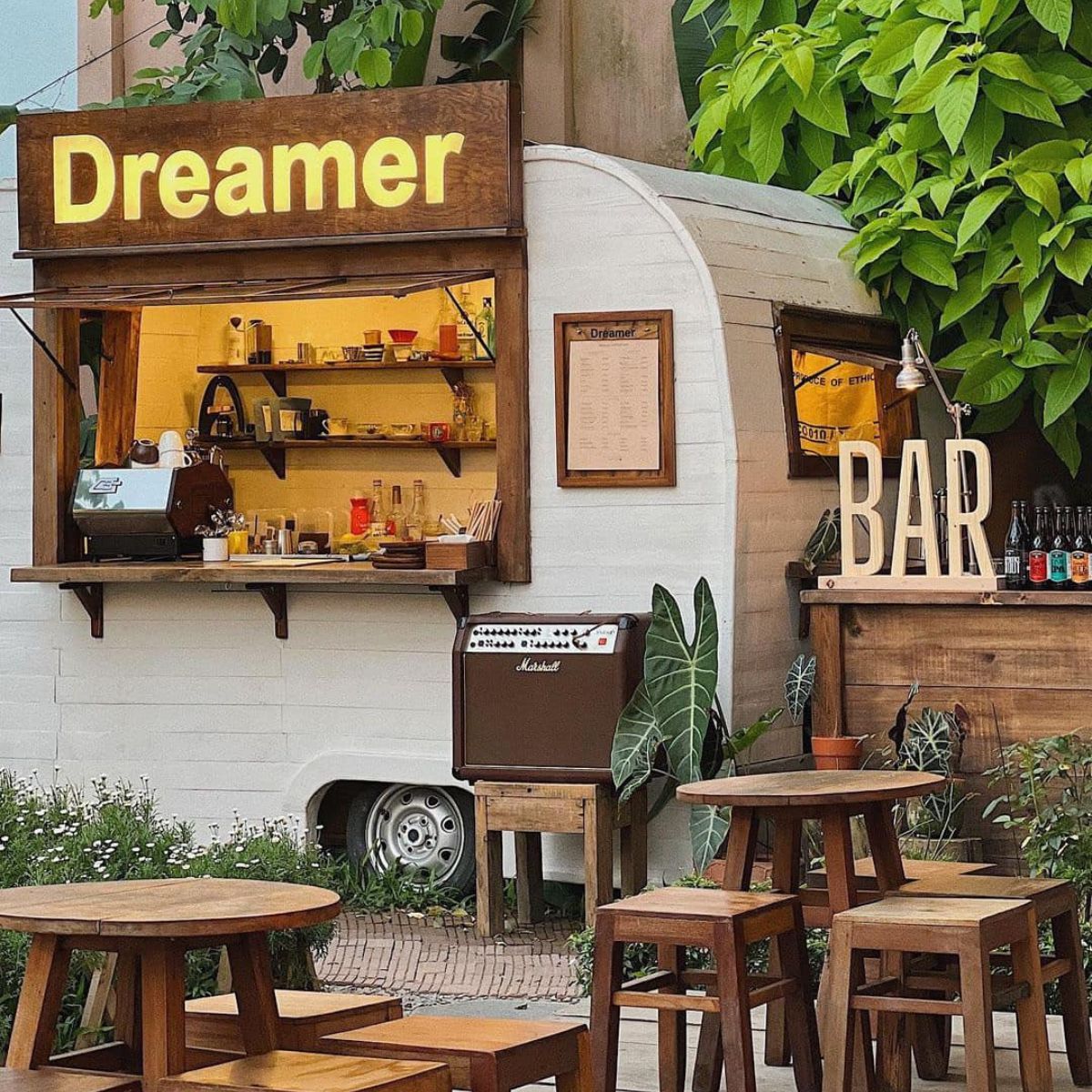 Dreamer - Quán cafe ở Sơn Trà Đà Nẵng