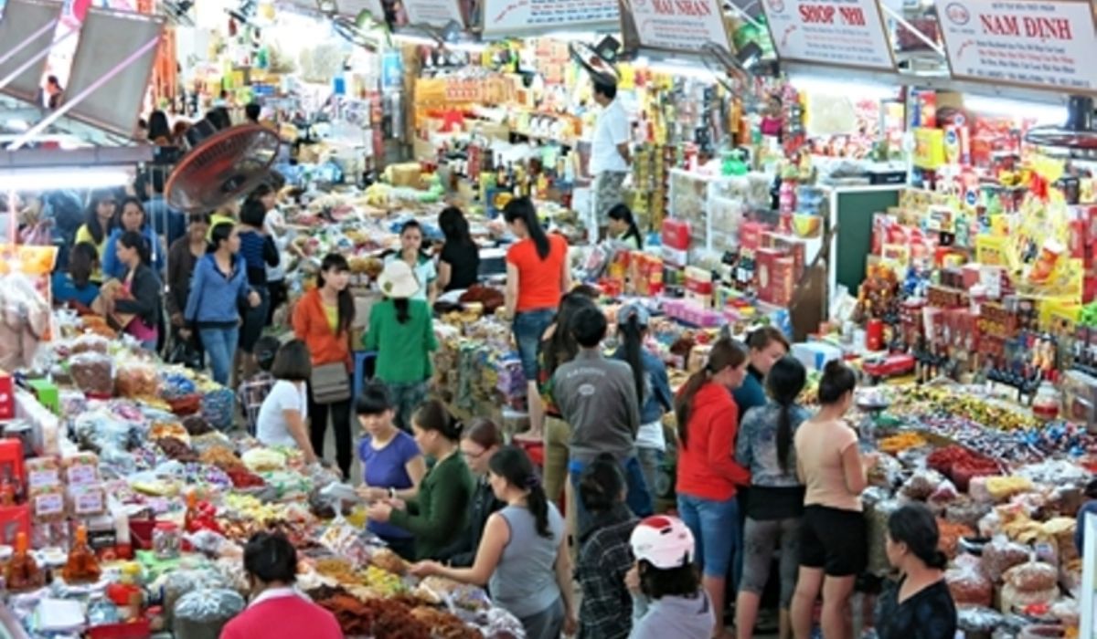 Thời gian hoạt động của chợ Hòa Khánh