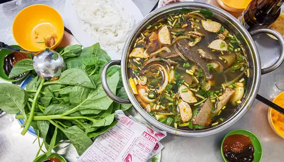 Khám phá 10+ quán lẩu bò Đà Nẵng ngon nổi tiếng 5 Lẩu bò Già Lang Đà Nẵng