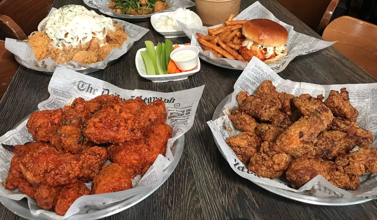 Bật mí 10 quán gà rán Đà Nẵng thơm ngon 19 Choong Man Chicken - quán gà rán Đà Nẵng được lòng thực khách