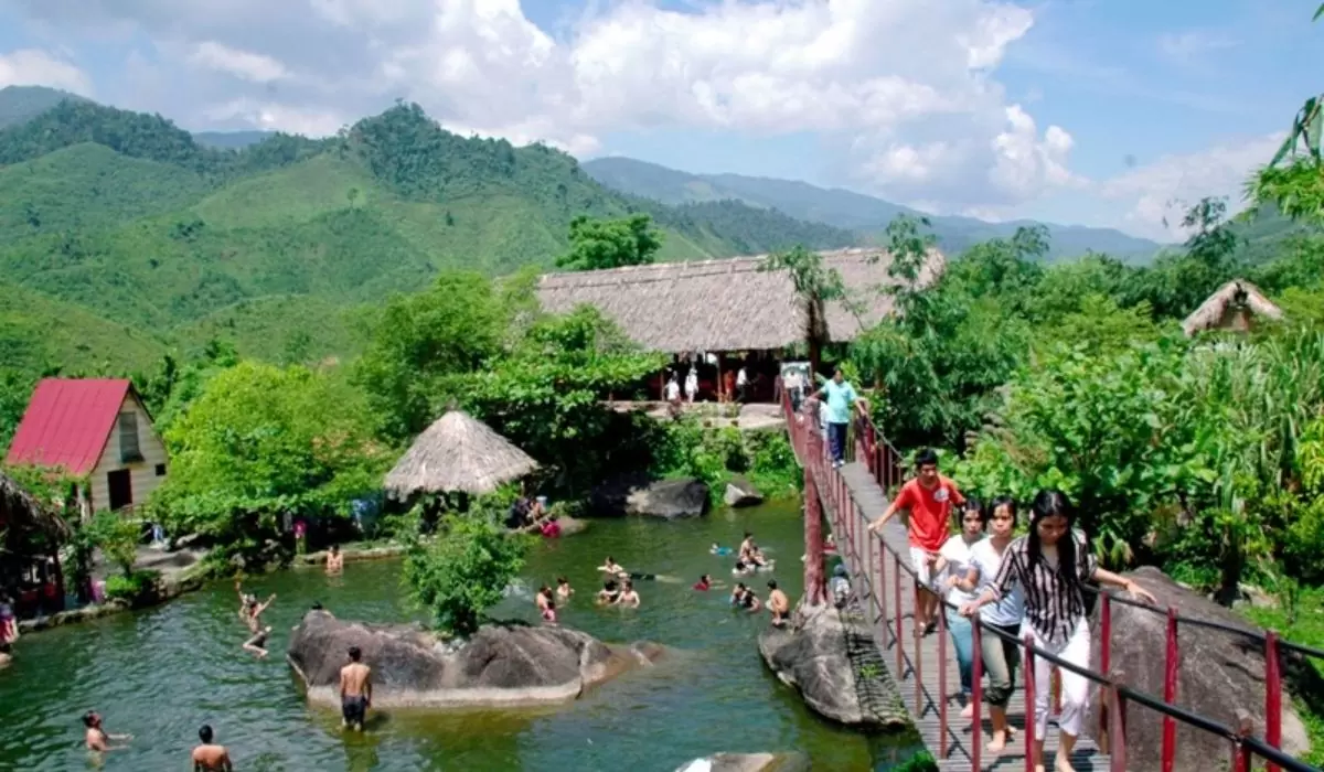 Lưu ngay 12 khu du lịch Đà Nẵng hấp dẫn và nổi tiếng nhất 24 Khu du lịch Suối Hoa Đà Nẵng