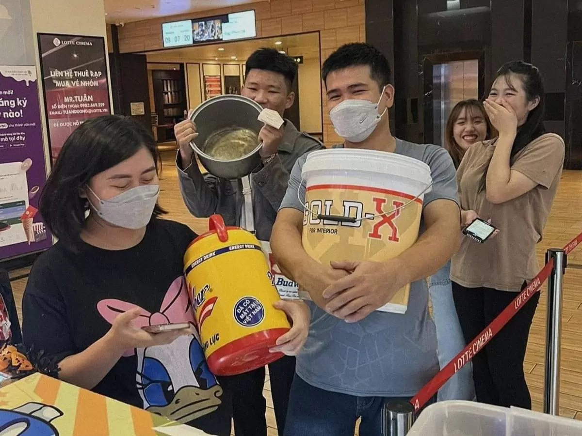 tình hình Lotte Cinema khuyến mãi bắp rang bơ