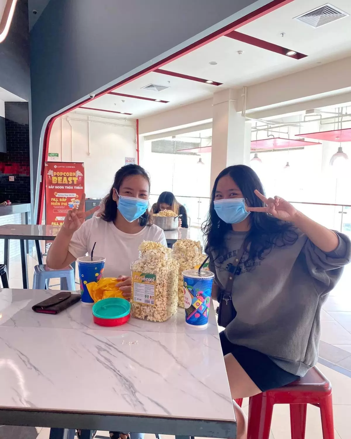 Lotte Cinema free bắp