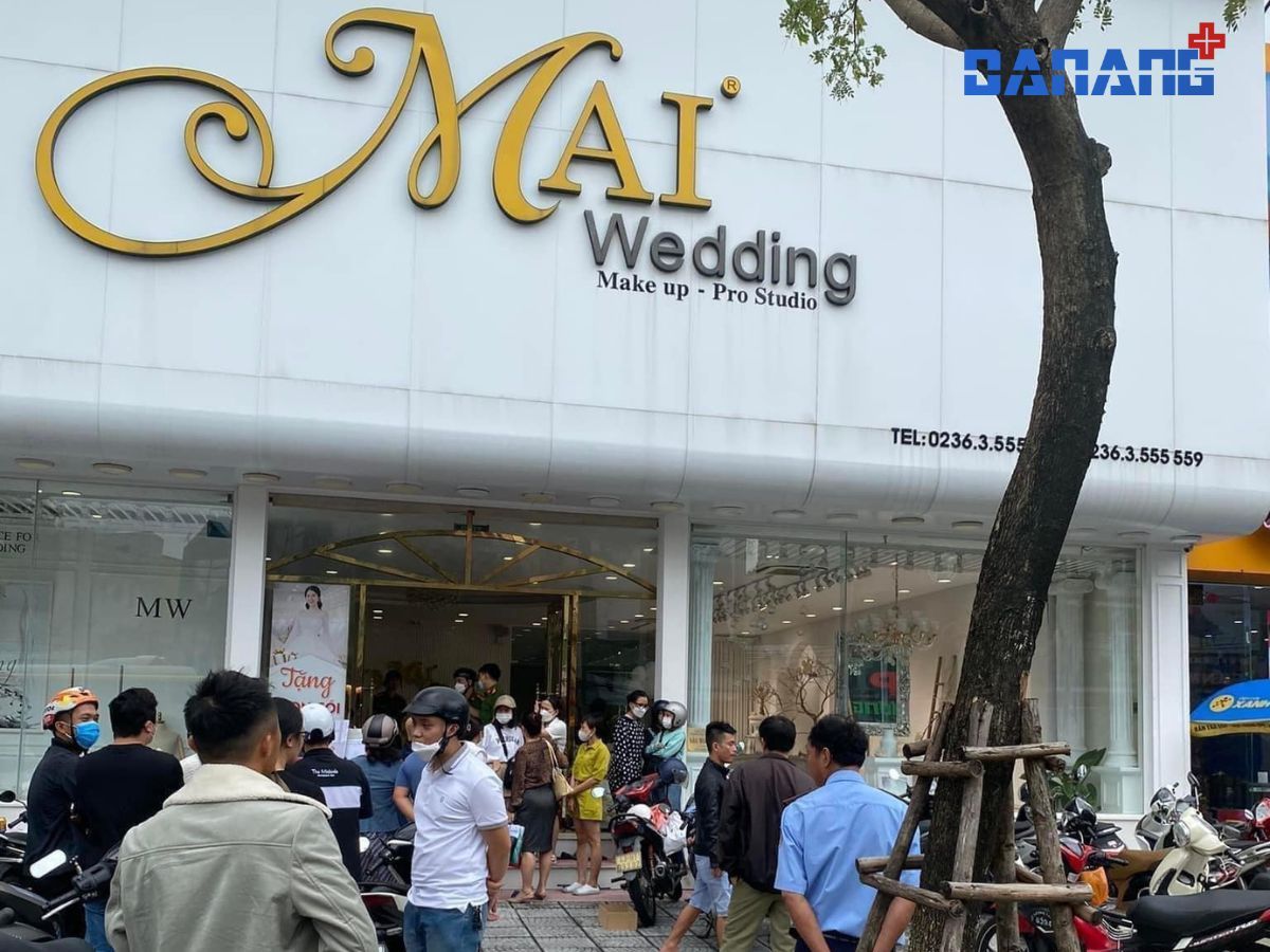 Áo cưới Mai Wedding vỡ nợ