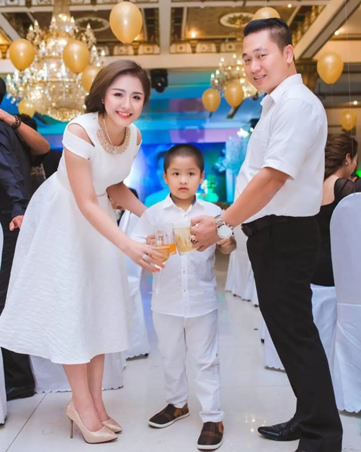 Toàn cảnh vụ áo cưới Mai Wedding lùm xùm vỡ nợ 300 tỷ 18 Mai Wedding siêu xe
