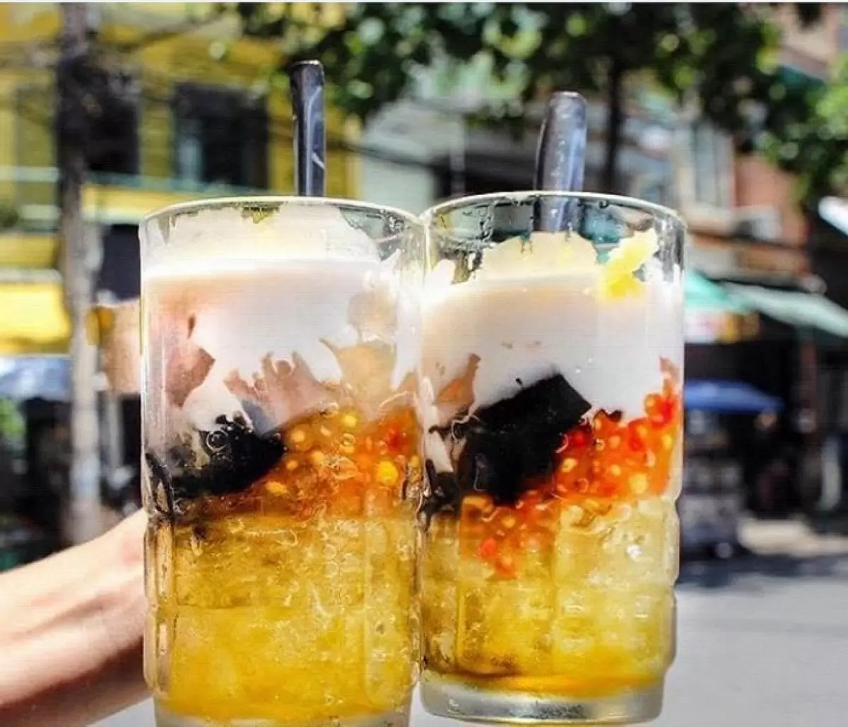 Mách bạn 14 quán chè Đà Nẵng ngon, bổ, rẻ nhất định phải thử 18 Quán chè ngon Đà Nẵng nổi tiếng gần nhất