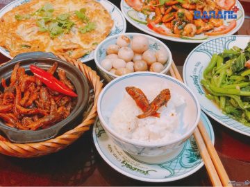 quán cơm Đà Nẵng