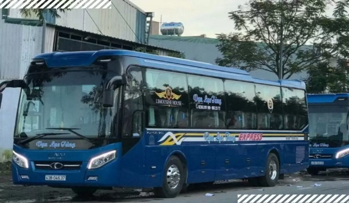 Nhà xe Vạn Lục Tùng