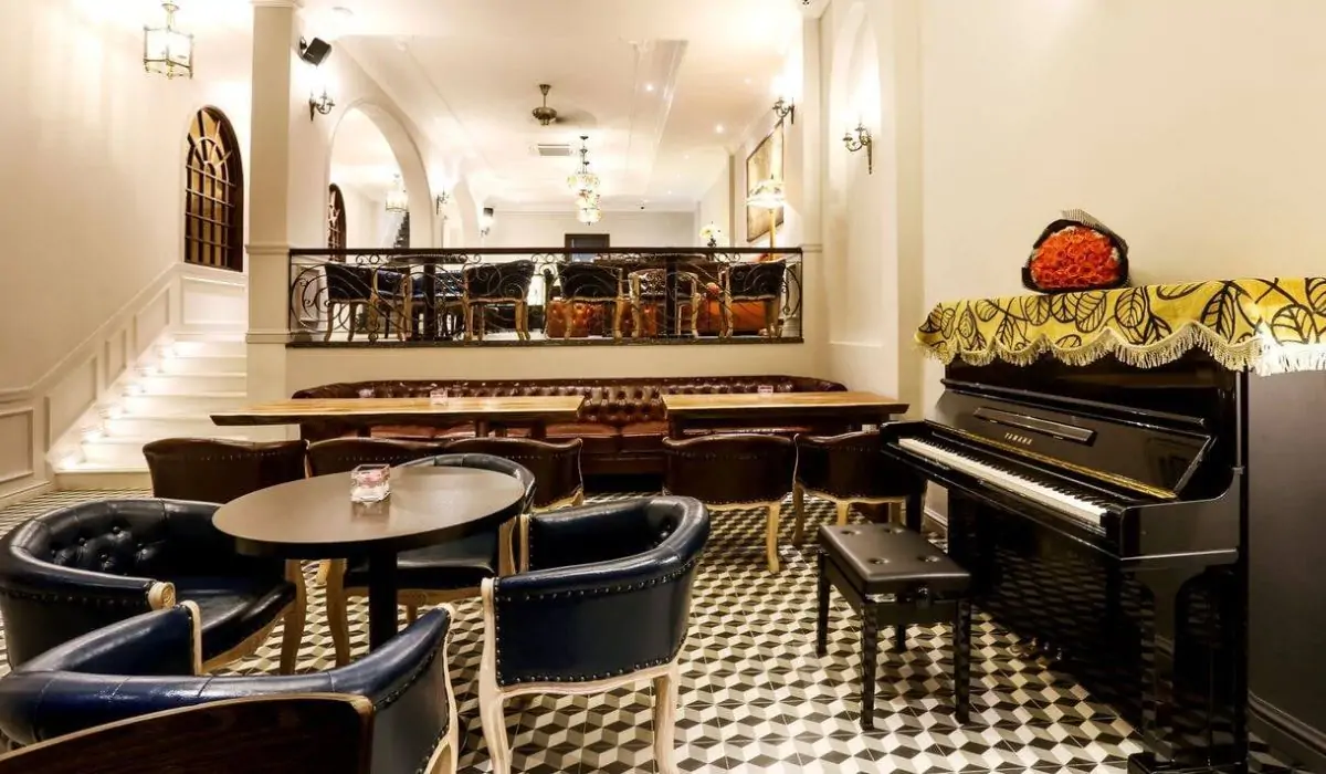 DiLusso Caffe & Lounge