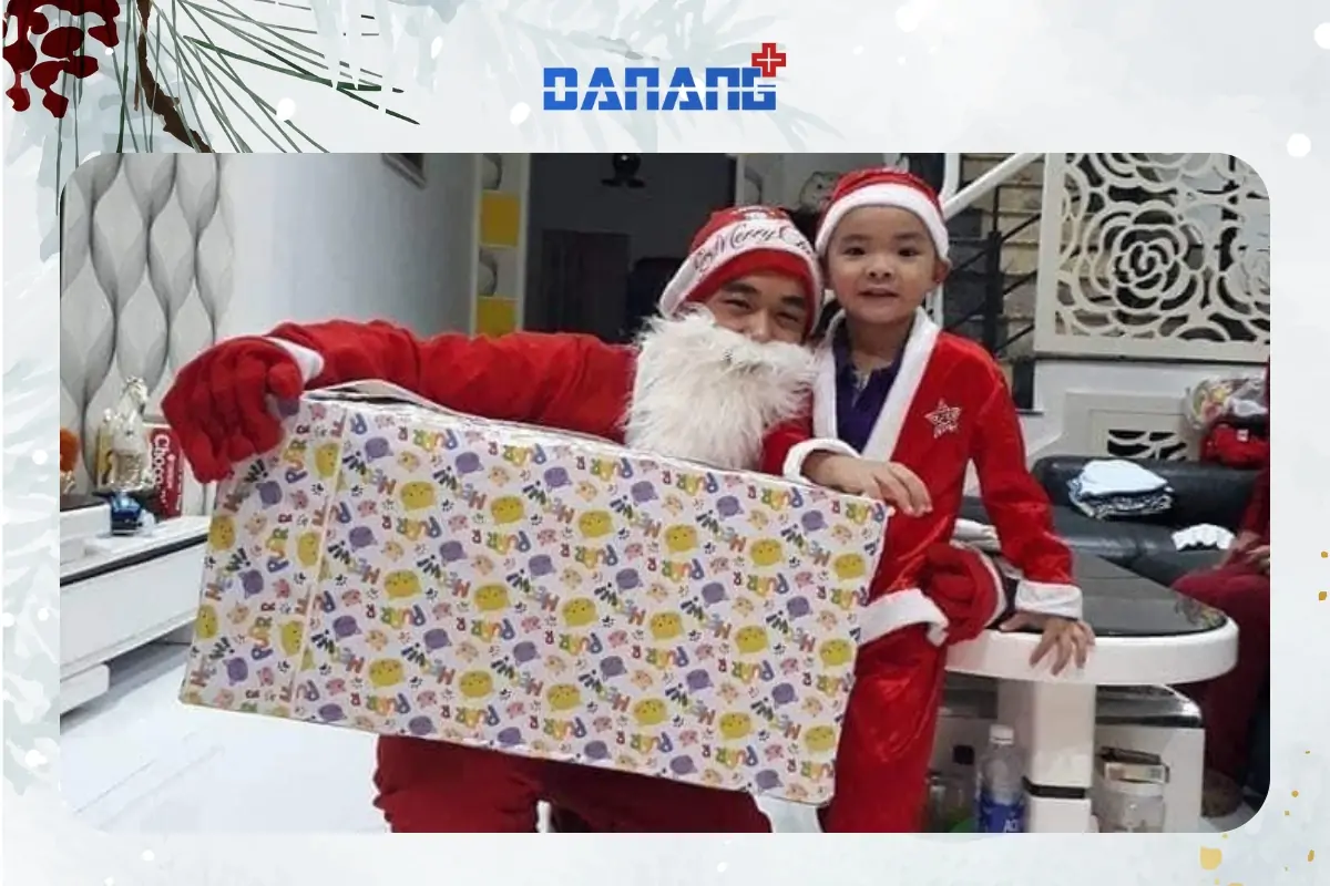 dịch vụ ông già noel tặng quà đà nẵng