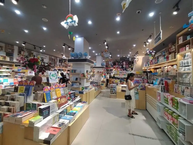 Nhà sách Phương Nam