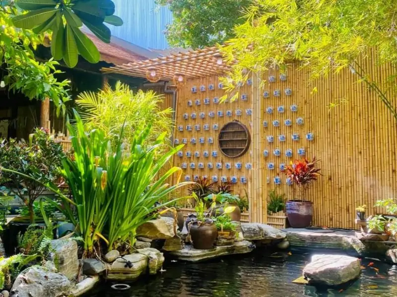 Trà thất Hoa Sen