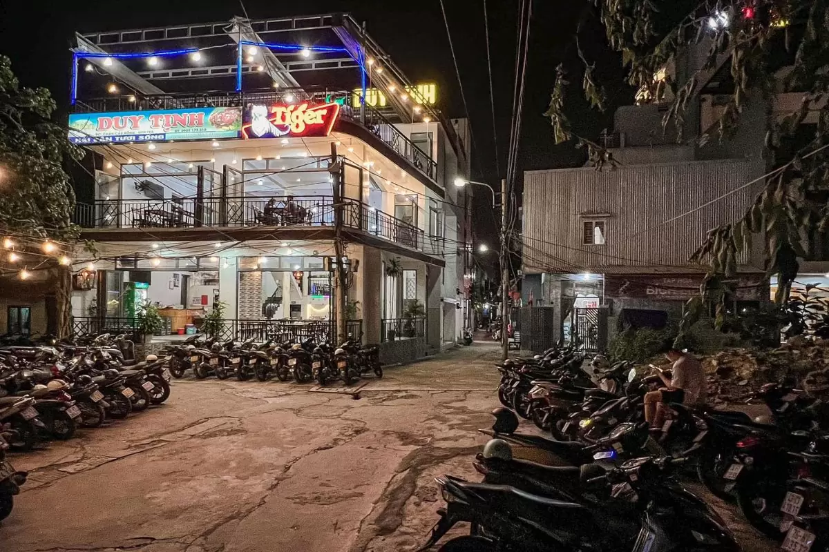 Top 6 quán nhậu cầu Rồng Đà Nẵng ngon, giá rẻ, view đẹp 29 Quán nhậu Duy Tịnh