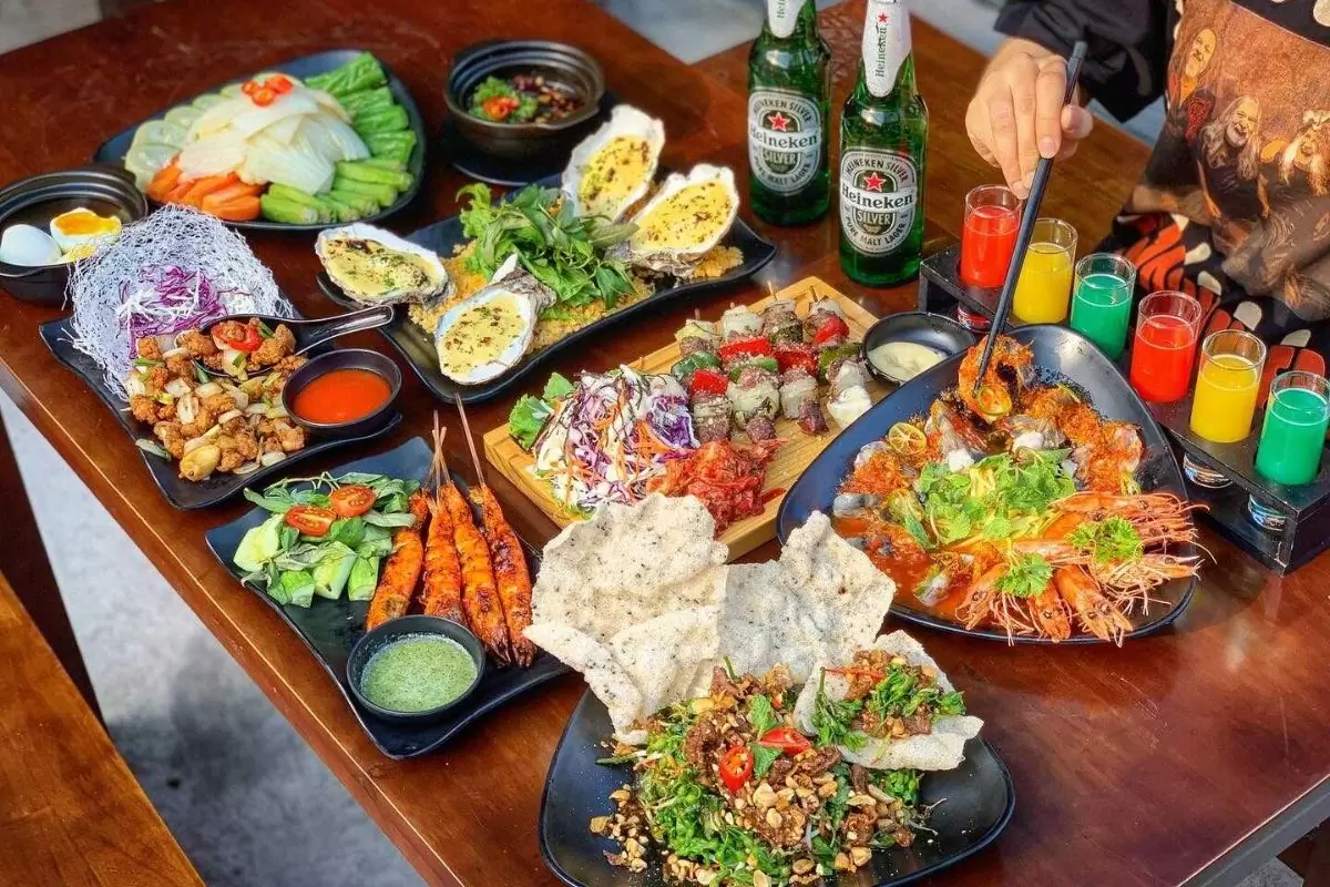 Top 6 quán nhậu cầu Rồng Đà Nẵng ngon, giá rẻ, view đẹp 51 chị dậu quán