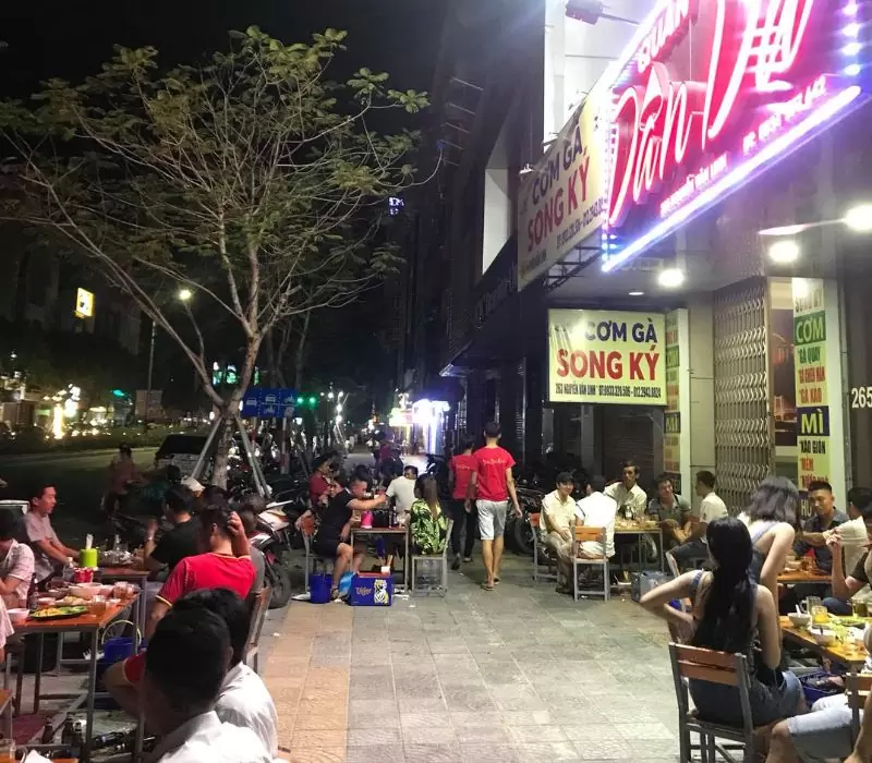 Tổng hợp 10 quán nhậu đêm khuya Đà Nẵng chơi hết đêm 13 Quán nhậu đêm khuya nổi tiếng - Dân Dã Quán