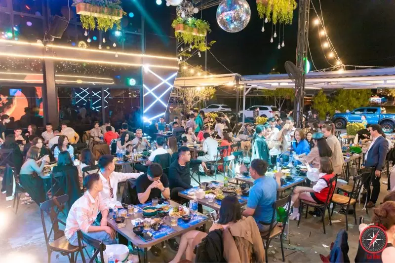 Top 8 quán nhậu đường Trần Văn Trứ Đà Nẵng sang xịn mịn 32 La Bàn seafood & beer