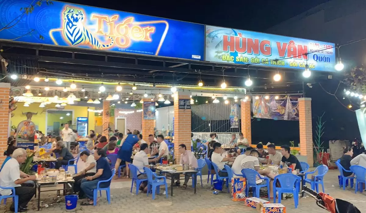 Quán nhậu Hùng Vân