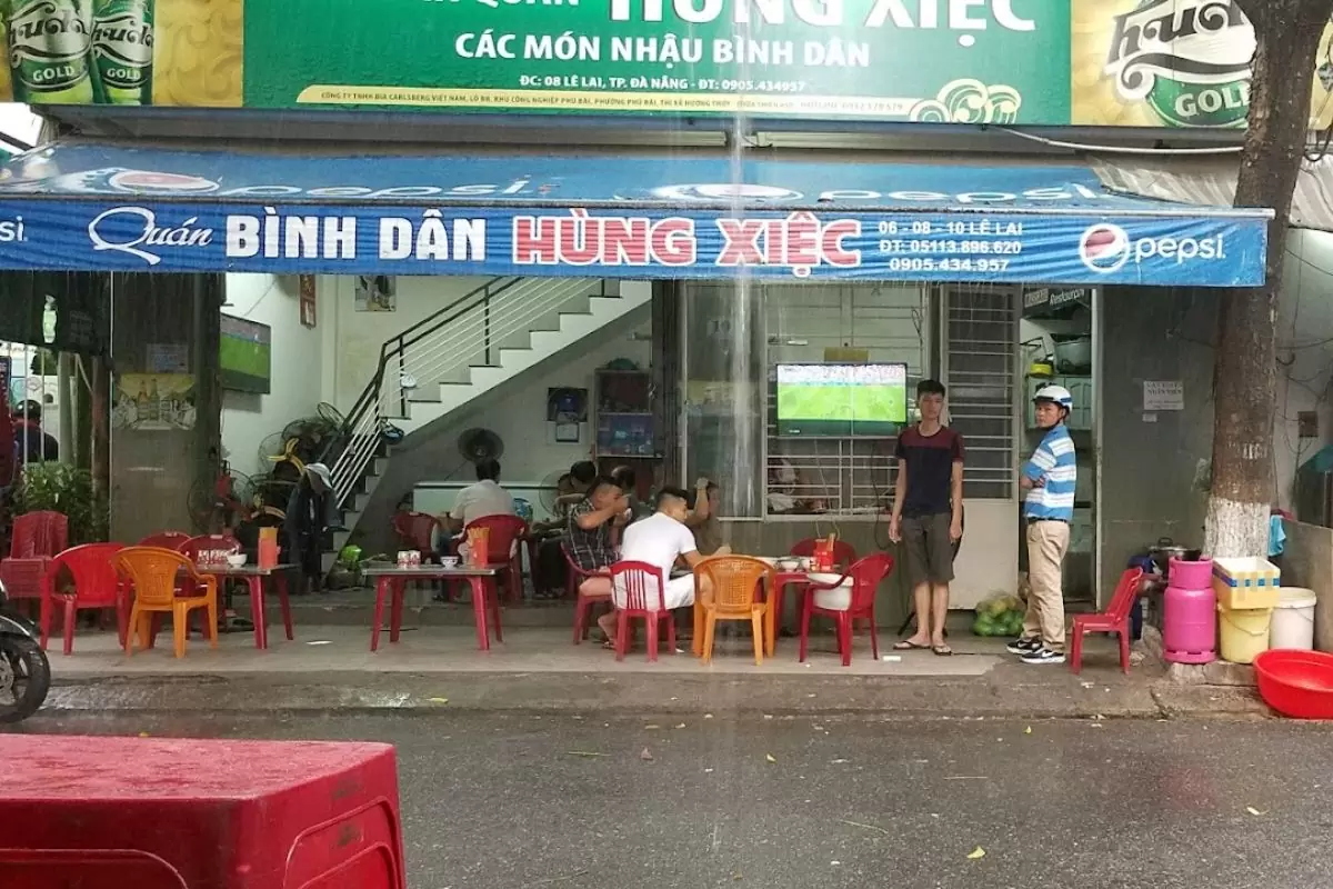 Quán Hùng Xiệc