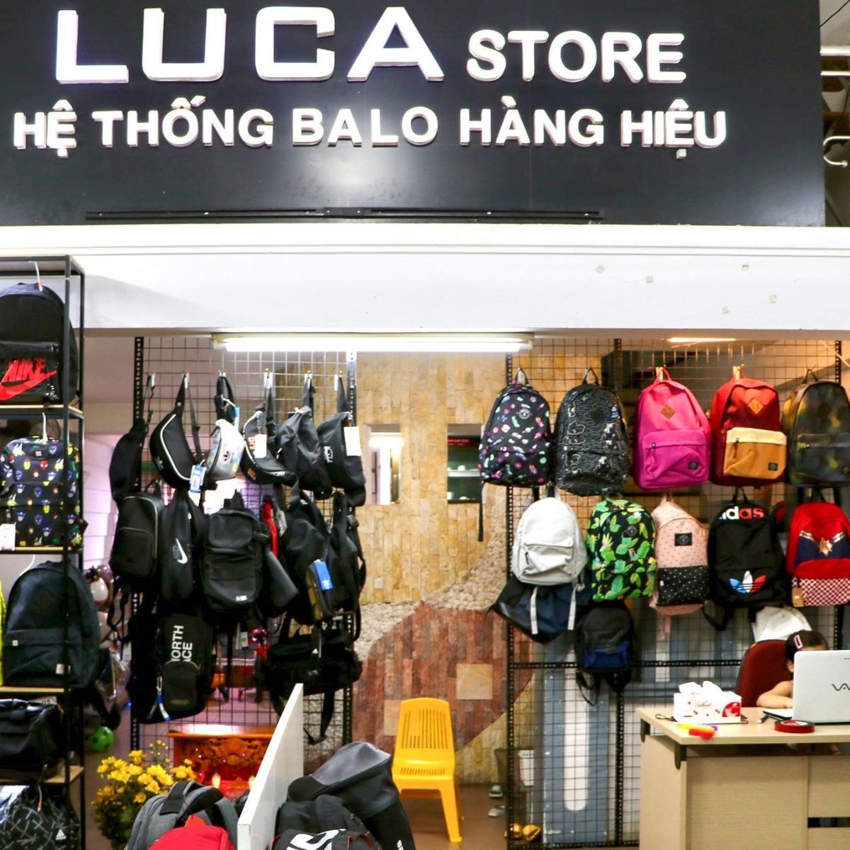 Luca Store
