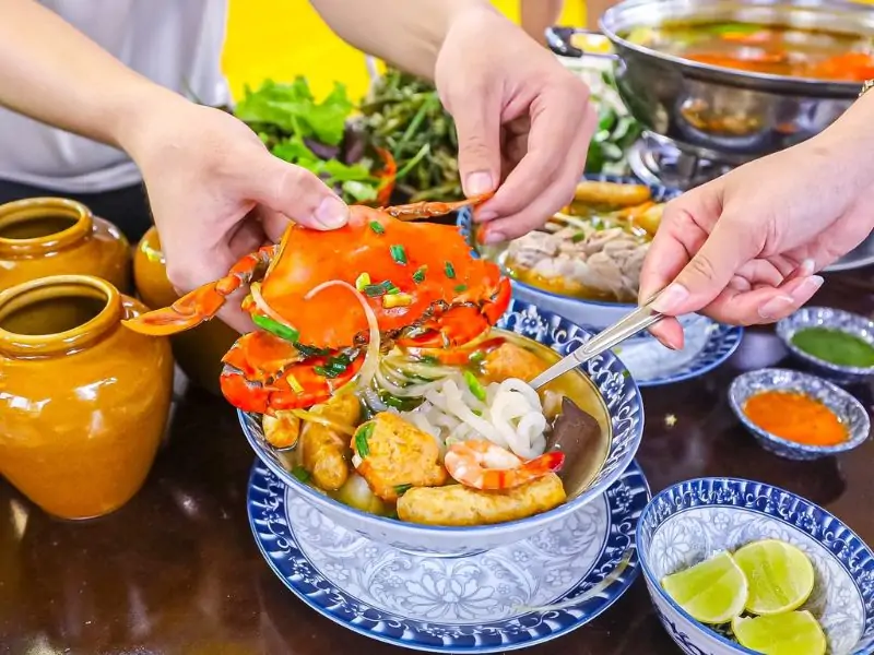 Lẩu cua Dung