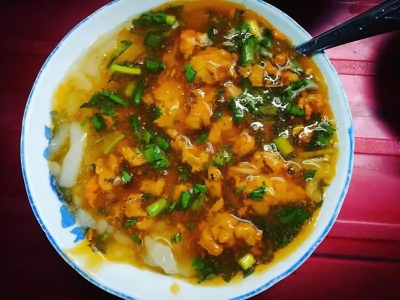 Bánh Canh Nam Phổ - Ông Ích Khiêm