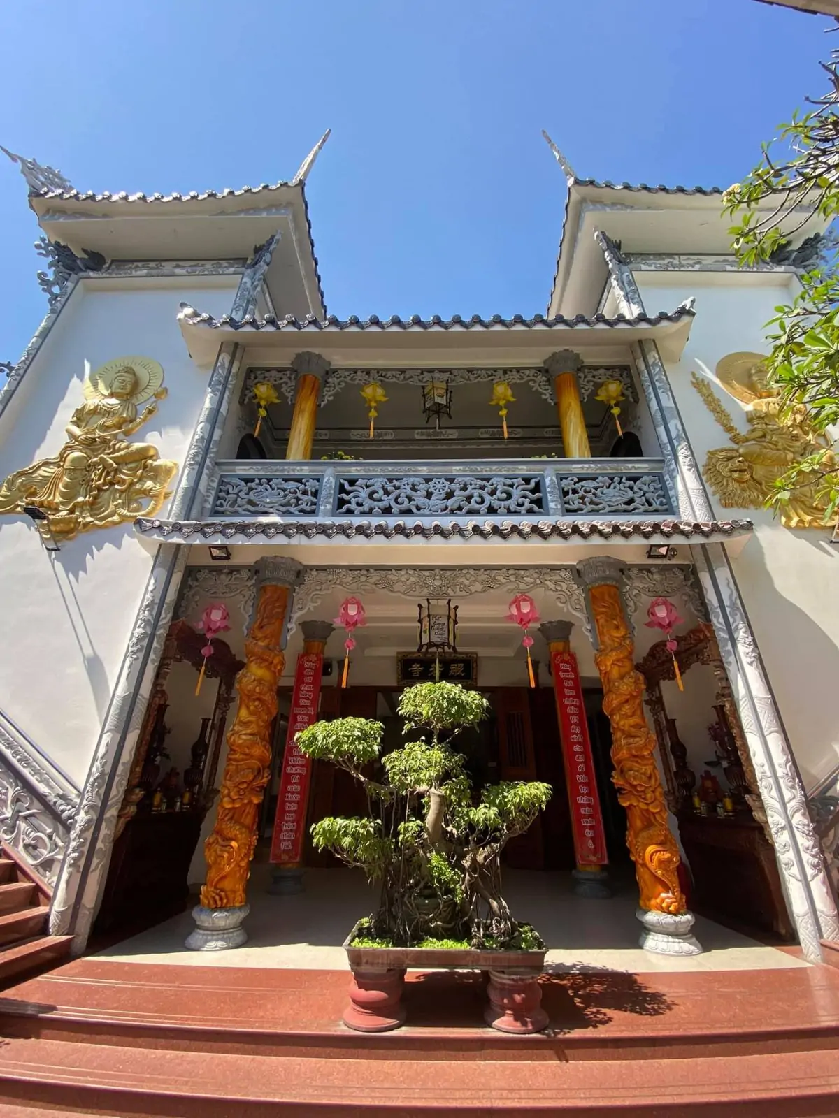 chùa bát nhã
