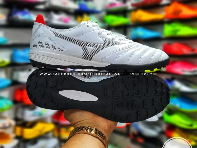 Ghé 11 shop giày đá banh Đà Nẵng chất lượng nhất hiện nay 38 IFootball