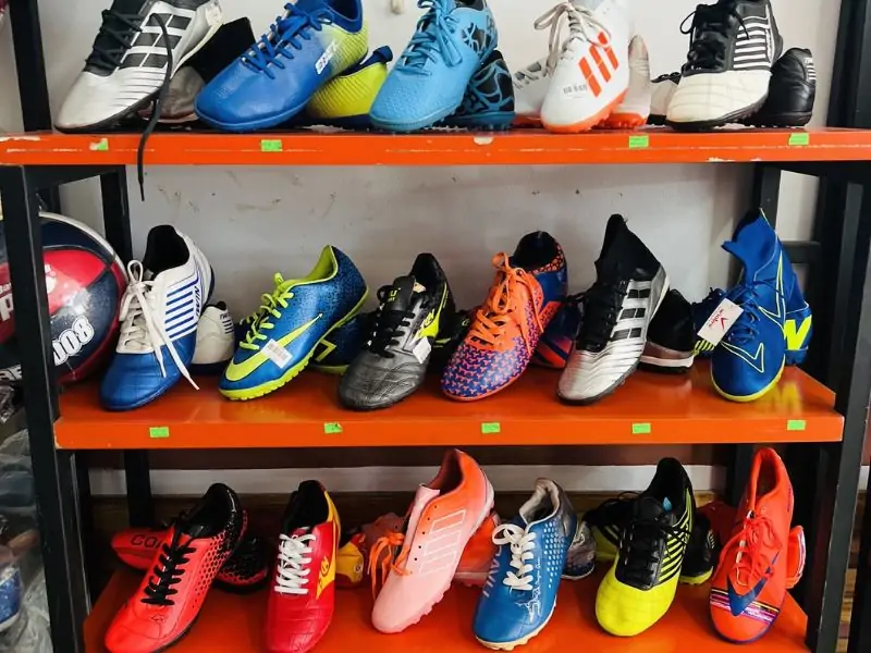 Ghé 11 shop giày đá banh Đà Nẵng chất lượng nhất hiện nay 45 Bảo Vân Anh Sports