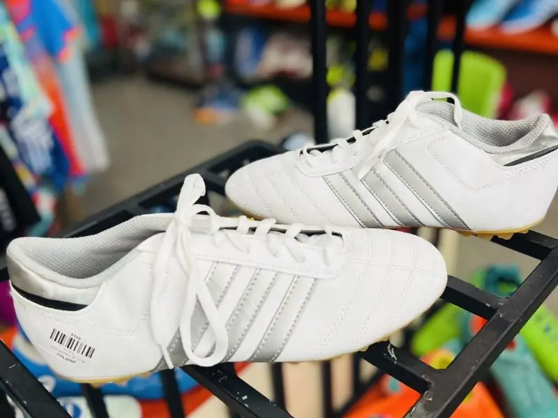 Ghé 11 shop giày đá banh Đà Nẵng chất lượng nhất hiện nay 46 Bảo Vân Anh Sports
