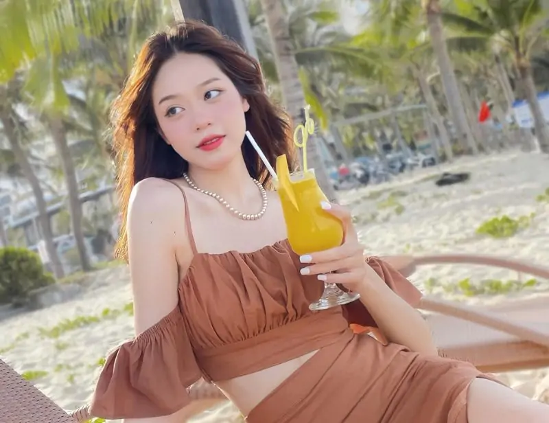 Người đẹp Đà Nẵng Huỳnh Thị Thanh Thủy: Tân Hoa hậu Việt Nam đẹp - giỏi - tài năng 36 Ngắm nhan sắc đời thật đầy xinh đẹp của hoa hậu Thanh Thủy