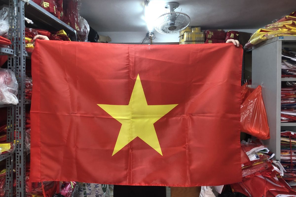 cửa hàng bán cờ tổ quốc