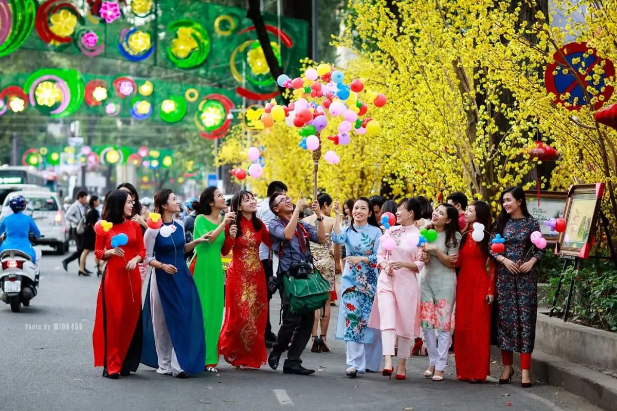 Giờ tốt để xuất hành mùng 8 tết 2023