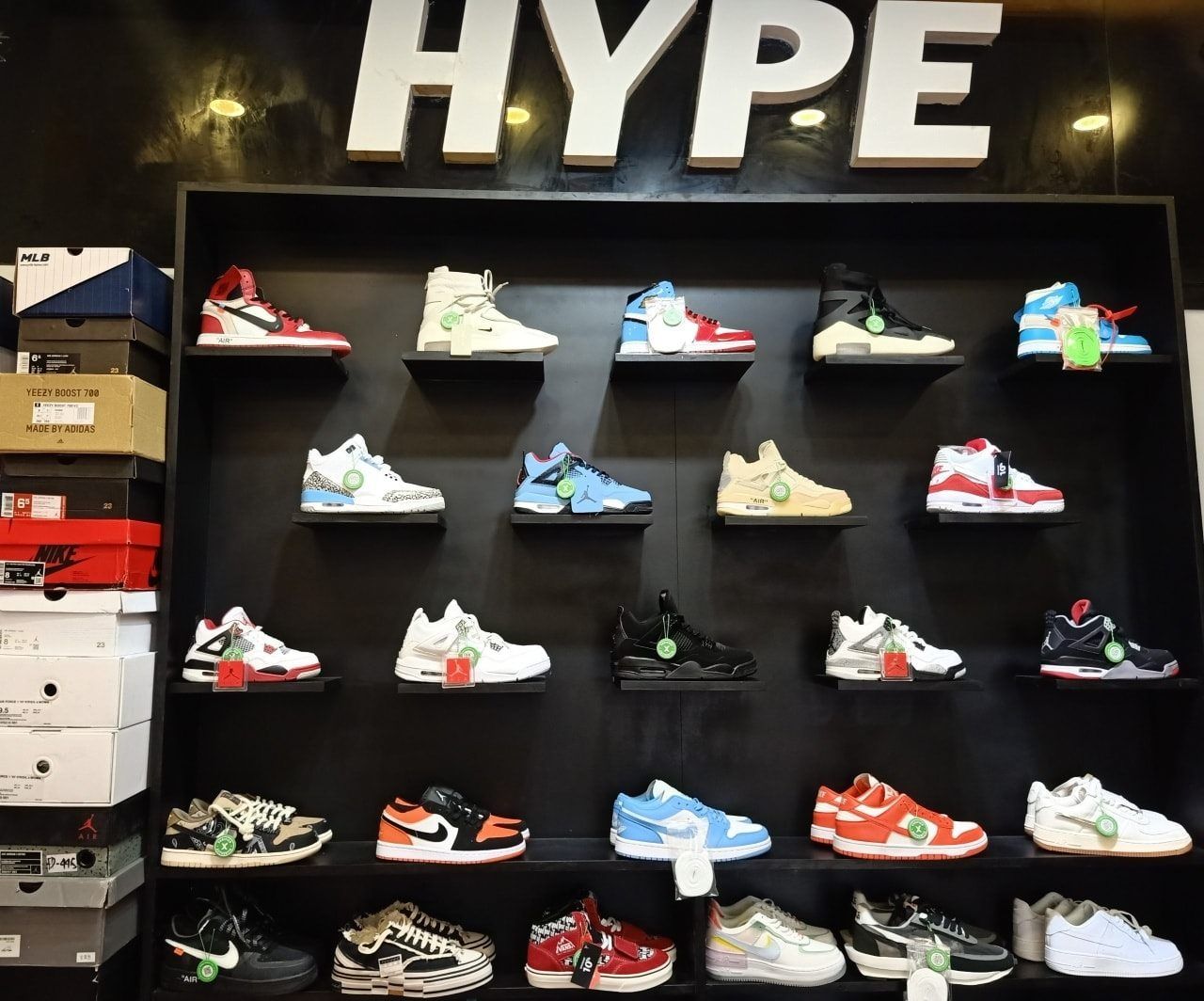 Hype Sneakers 