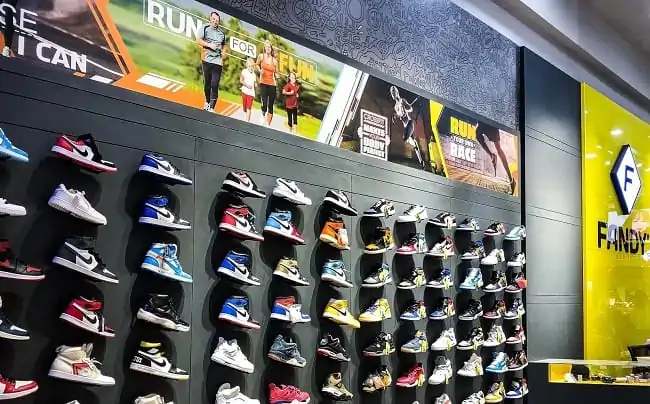 Top 12 shop giày sneaker Đà Nẵng đẹp và chất lượng nhất 30 Fandy