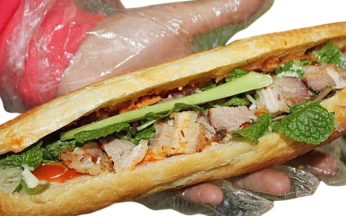 bánh mì heo quay Đà Nẵng nổi tiếng Chị Lành